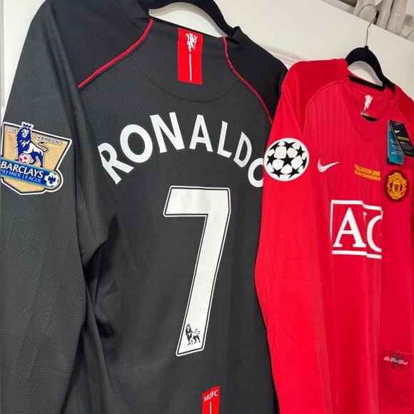 Ronaldo Manchester United Two Jersey Bundle - Picture 3 of 5